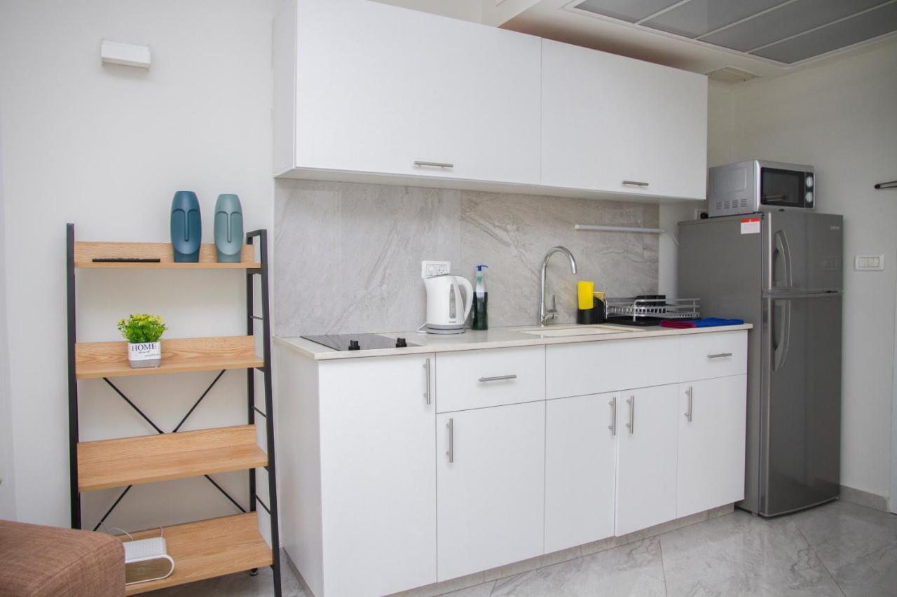 Apartments4you Leonardo 11 Bat Yam Exterior foto