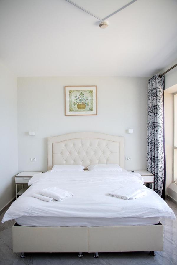 Apartments4you Leonardo 11 Bat Yam Exterior foto